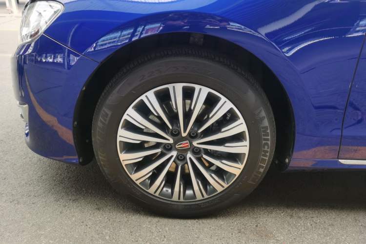 Used Hongqi H7 2018 2.0T Flagship Edition Left Front Wheel Hub