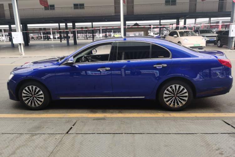 Used Hongqi H7 2018 2.0T Flagship Edition Left Side