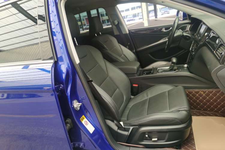 Used Hongqi H7 2018 2.0T Flagship Edition Right Front Seat