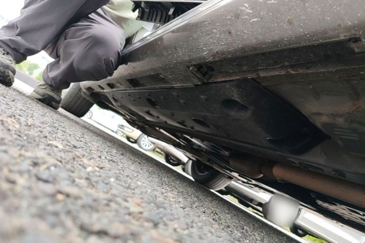 Used Hongqi H7 2018 2.0T Flagship Edition Chassis Front Right