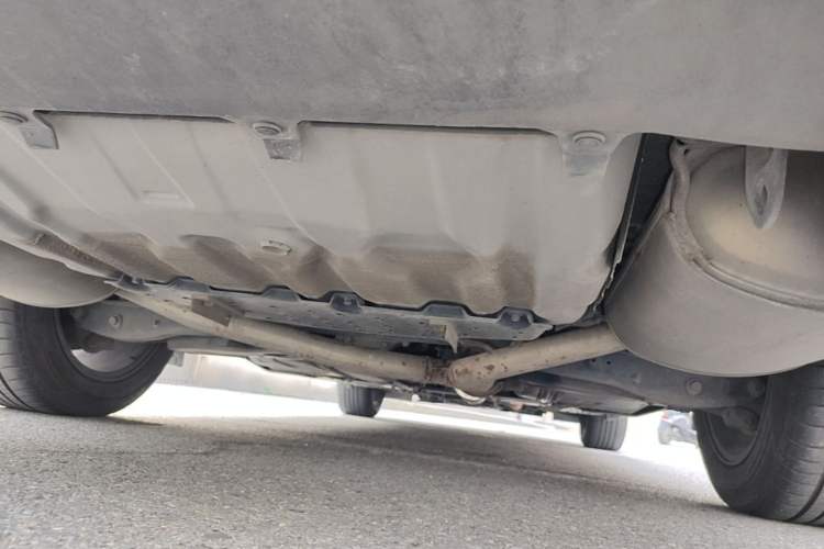 Used Hongqi H7 2018 2.0T Flagship Edition Chassis Rear