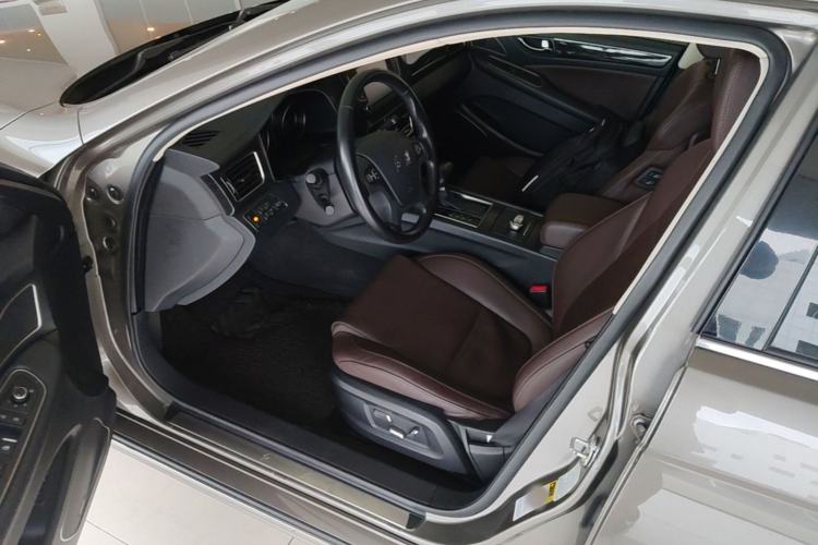 Used Hongqi H7 2018 2.0T Flagship Edition Driver Seat
