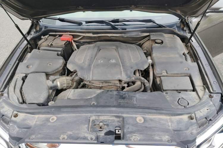 Used Hongqi H7 2018 2.0T Flagship Edition Engine Bay