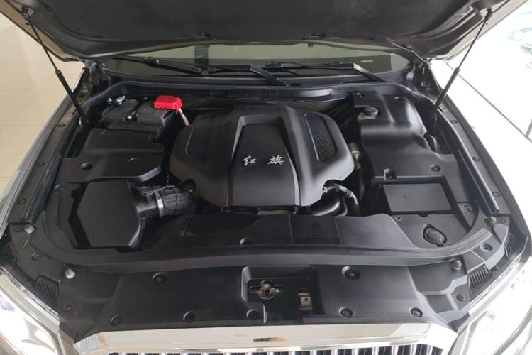 Used Hongqi H7 2018 2.0T Flagship Edition Engine Bay