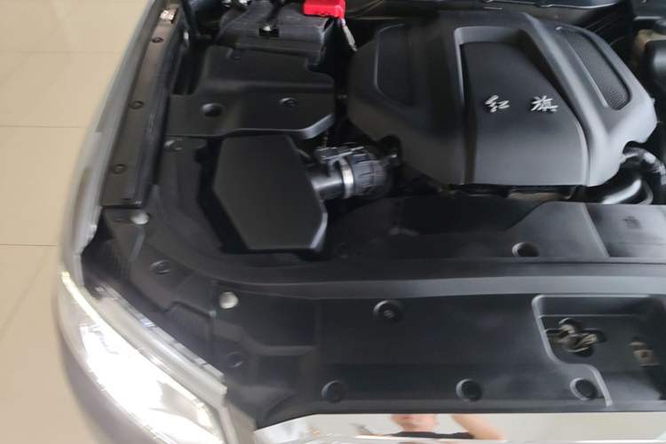 Used Hongqi H7 2018 2.0T Flagship Edition Engine Bay Right