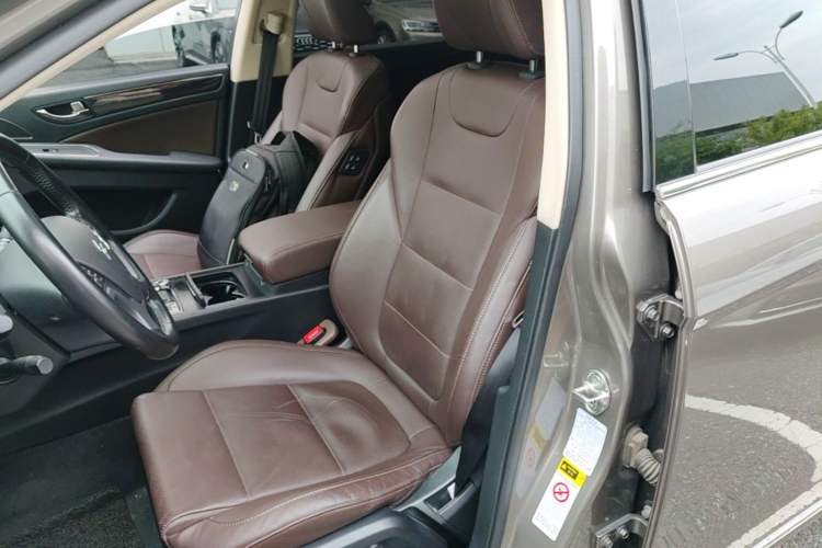 Used Hongqi H7 2018 2.0T Flagship Edition Left Front Seat