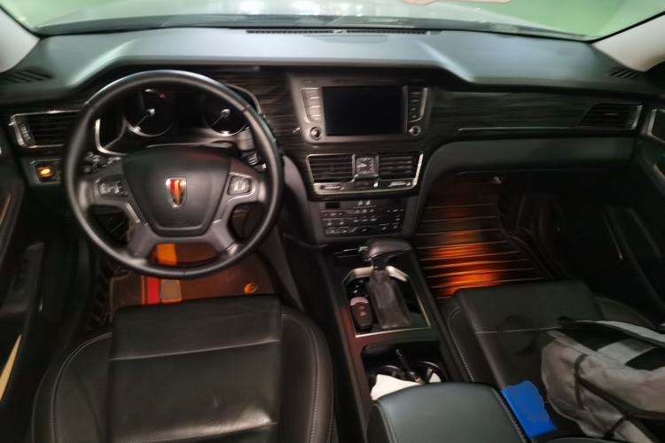 Used Hongqi H7 2019 1.8T Comfort Edition Center Console
