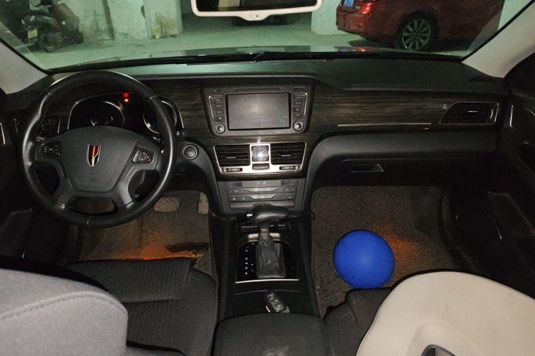 Used Hongqi H7 2019 1.8T Comfort Edition Center Console