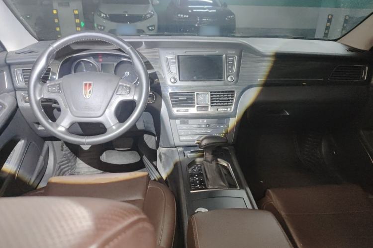 Used Hongqi H7 2019 2.0T Elite Edition Center Console