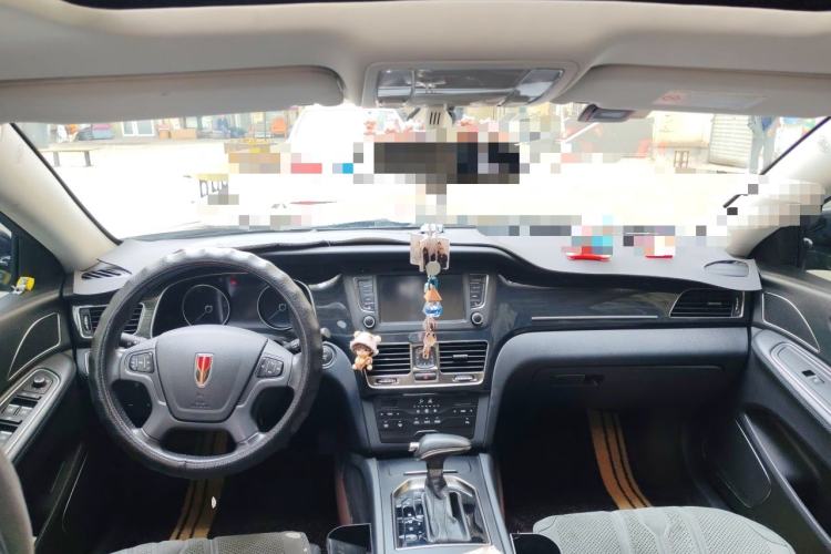 Used Hongqi H7 2019 1.8T Comfort Edition Center Console