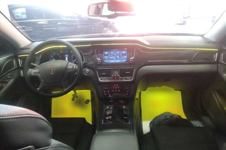 Used Hongqi H7 2019 2.0T Flagship Edition Center Console