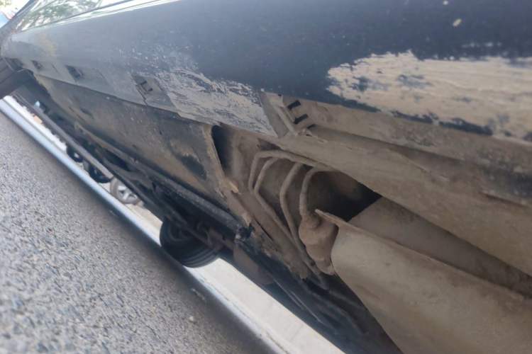Used Hongqi H7 2019 1.8T Comfort Edition Chassis Rear Left