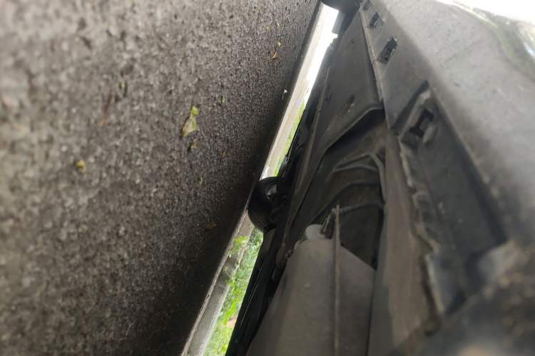 Used Hongqi H7 2019 2.0T Flagship Edition Chassis Rear Left