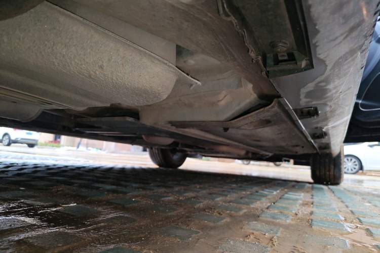 Used Hongqi H7 2019 2.0T Flagship Edition Chassis Rear Right