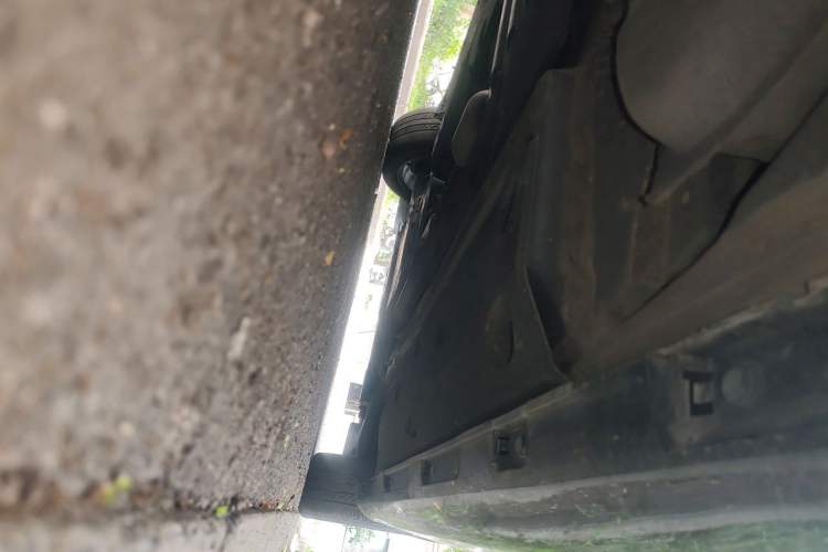Used Hongqi H7 2019 2.0T Flagship Edition Chassis Rear Right