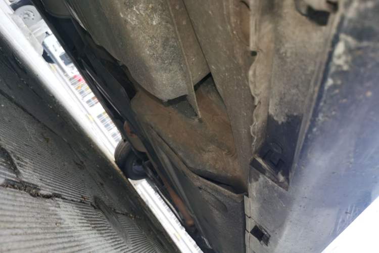 Used Hongqi H7 2019 2.0T Elite Edition Chassis Rear Right