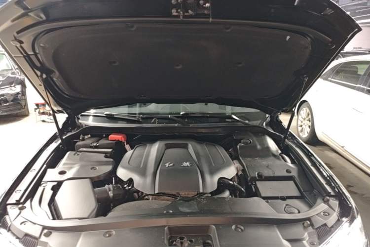 Used Hongqi H7 2019 1.8T Comfort Edition Engine Bay