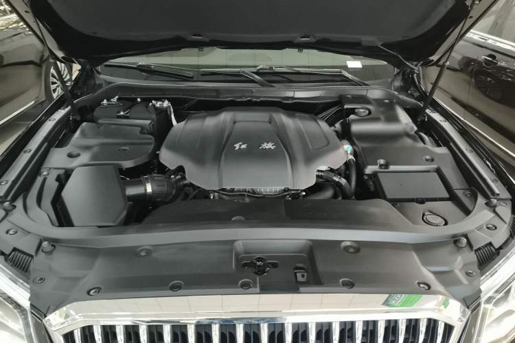 Used Hongqi H7 2019 2.0T Elite Edition Engine Bay