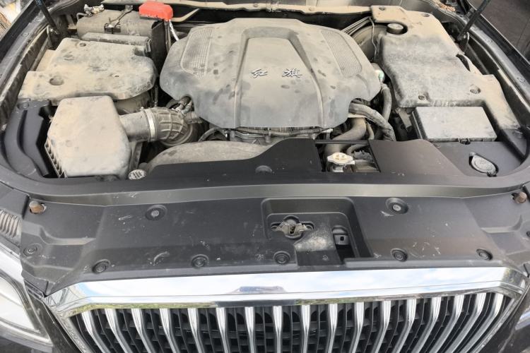 Used Hongqi H7 2019 2.0T Flagship Edition Engine Bay
