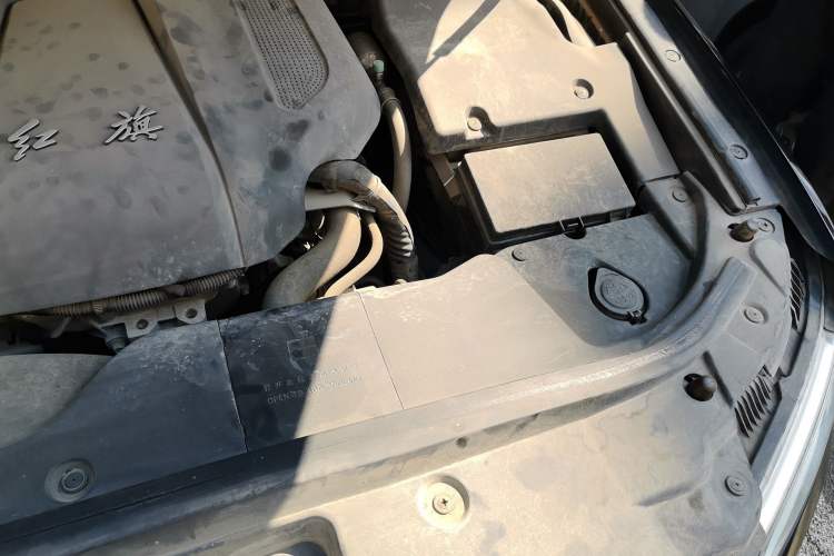 Used Hongqi H7 2019 2.0T Flagship Edition Engine Bay Left