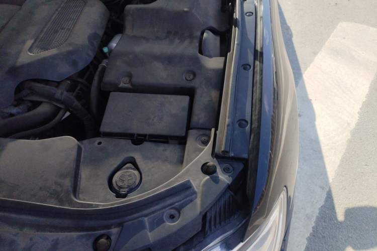 Used Hongqi H7 2019 1.8T Comfort Edition Engine Bay Left