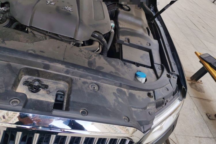 Used Hongqi H7 2019 1.8T Comfort Edition Engine Bay Left