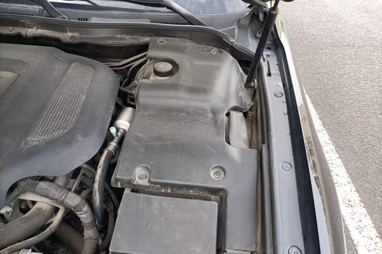 Used Hongqi H7 2019 1.8T Comfort Edition Engine Bay Left