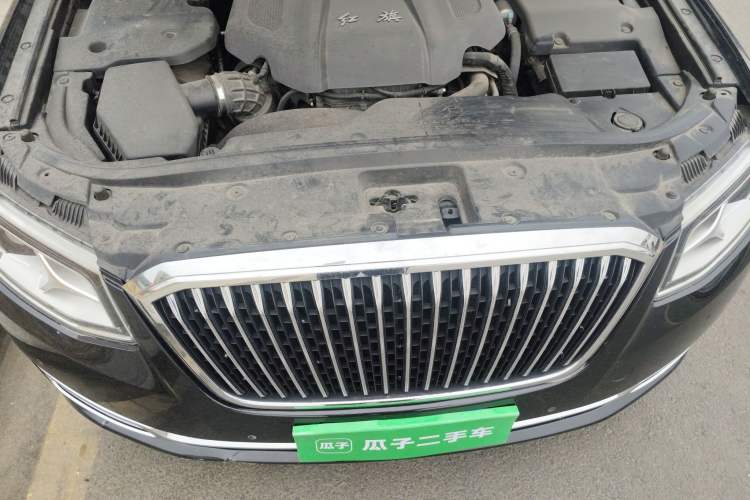 Used Hongqi H7 2019 2.0T Elite Edition Engine Bay