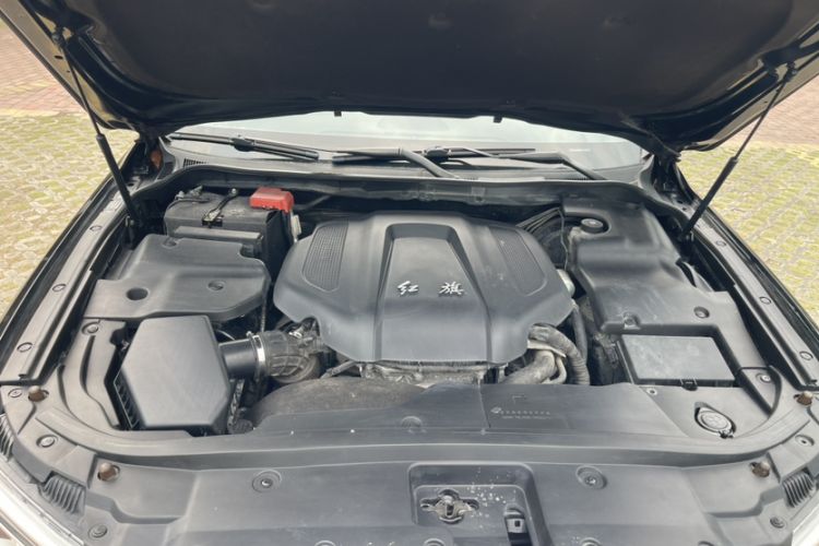 Used Hongqi H7 2019 2.0T Elite Edition Engine Bay