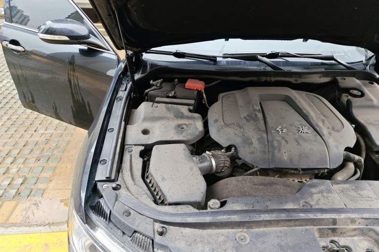 Used Hongqi H7 2019 2.0T Flagship Edition Engine Bay Right