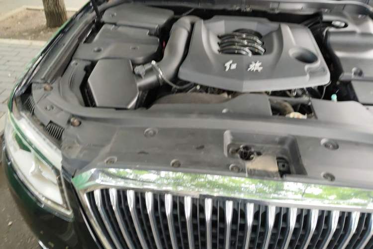 Used Hongqi H7 2019 3.0L Prestige Edition Engine Bay Right