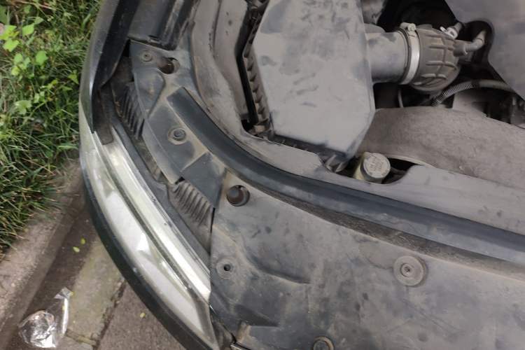 Used Hongqi H7 2019 2.0T Flagship Edition Engine Bay Right
