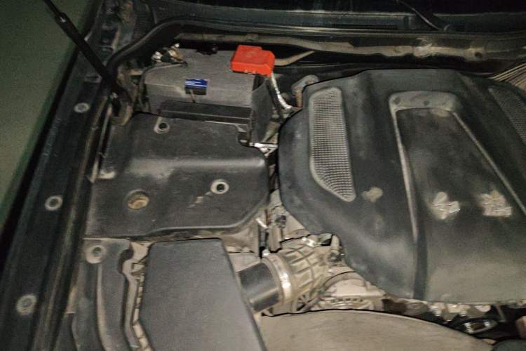 Used Hongqi H7 2019 1.8T Comfort Edition Engine Bay Right
