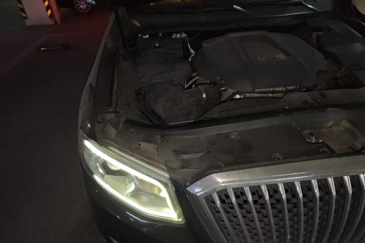 Used Hongqi H7 2019 2.0T Flagship Edition Engine Bay Right