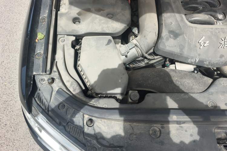 Used Hongqi H7 2019 3.0L Prestige Edition Engine Bay Right