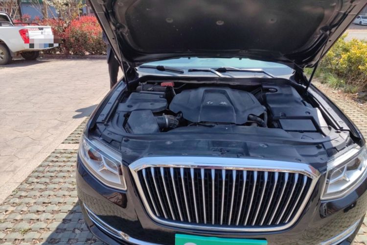Used Hongqi H7 2019 2.0T Elite Edition Engine Bay Right