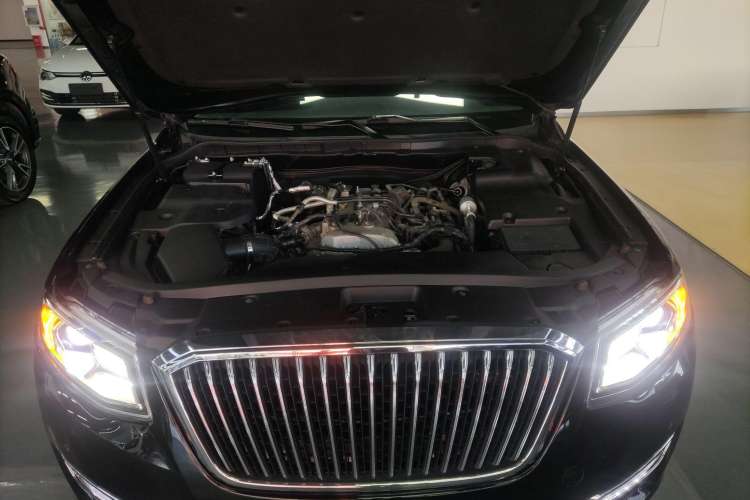 Used Hongqi H7 2019 2.0T Flagship Edition Engine Bay