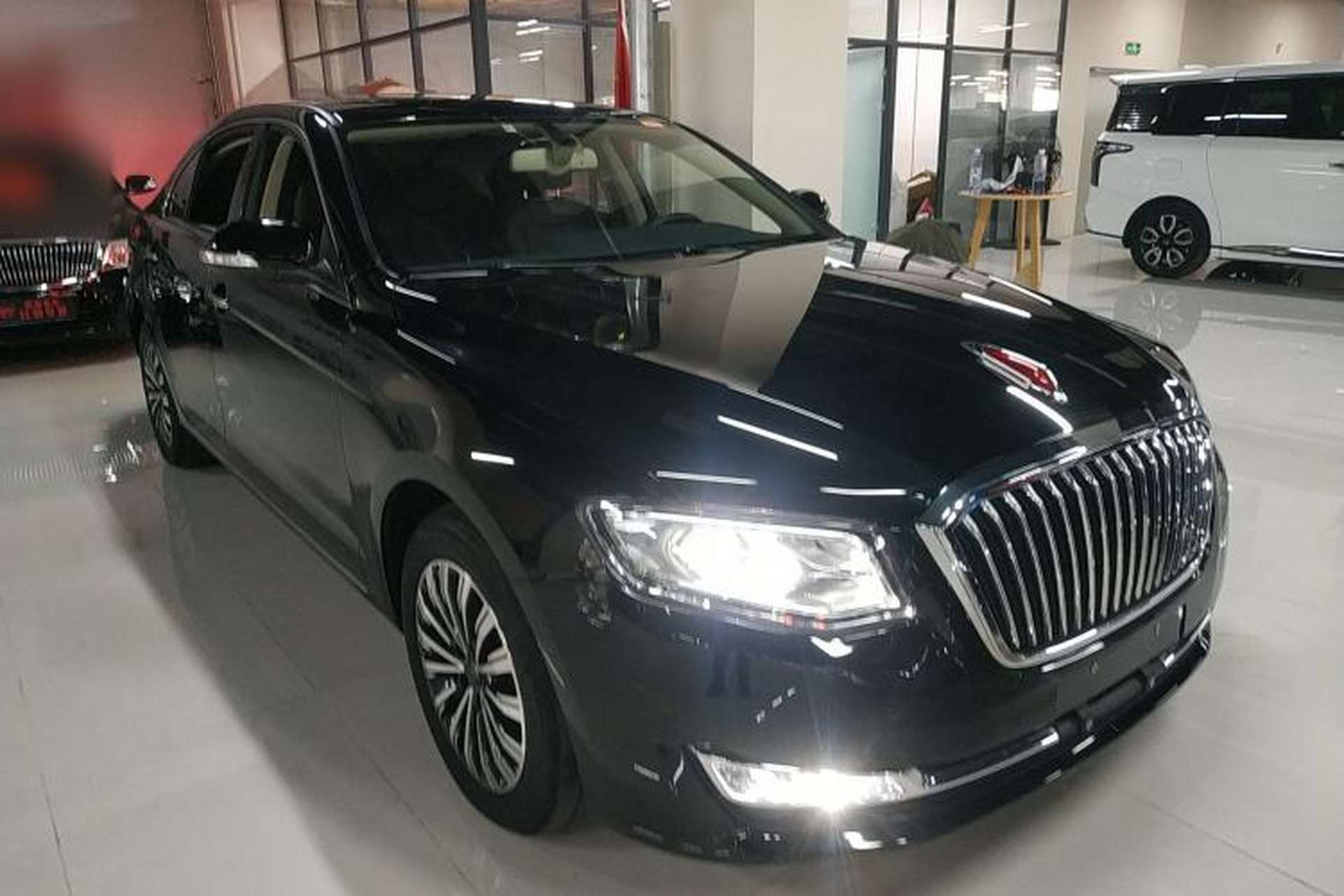 Used Hongqi H7 2019 2.0T Elite Edition Front Right 45 Deg