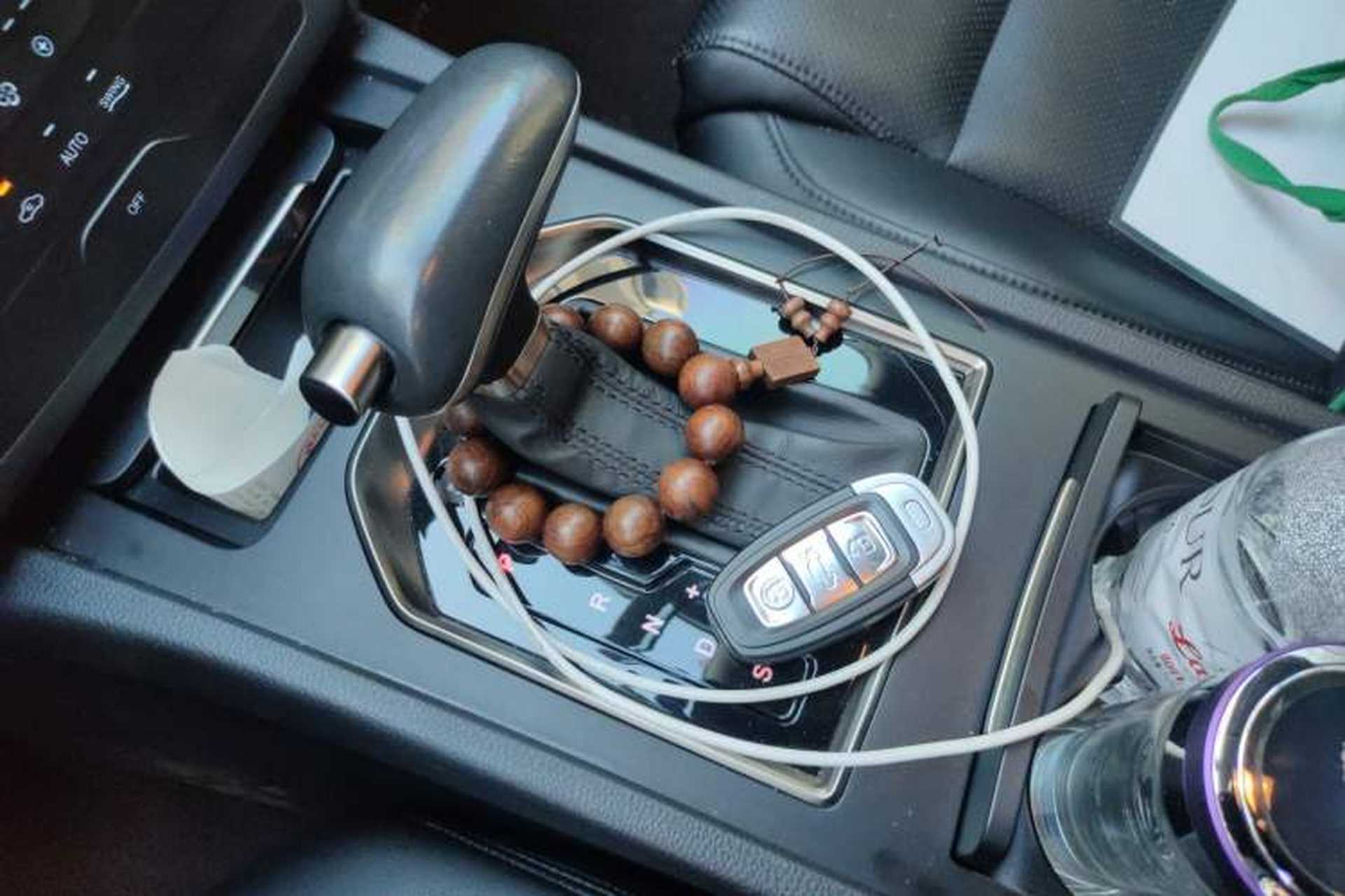 Used Hongqi H7 2019 1.8T Comfort Edition Gear Lever