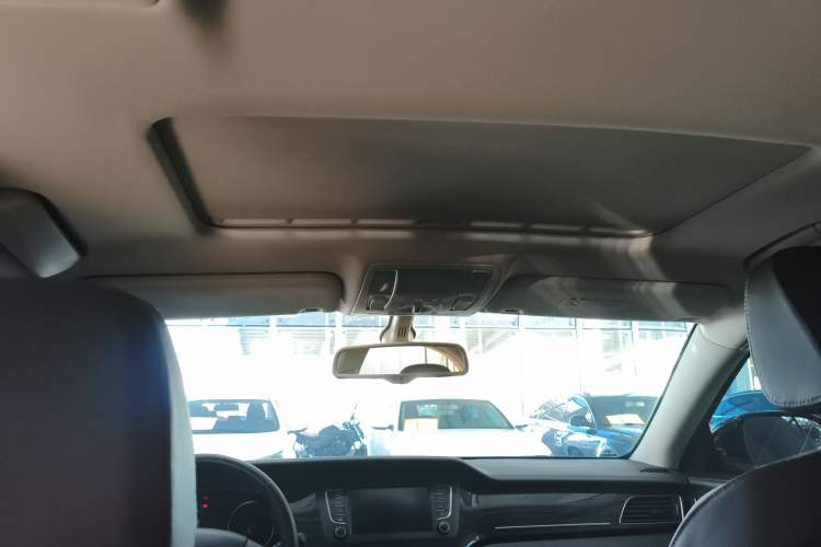 Used Hongqi H7 2019 2.0T Elite Edition Headliner