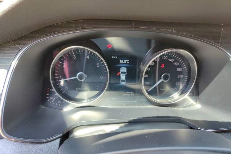 Used Hongqi H7 2019 2.0T Elite Edition Instrument Cluster