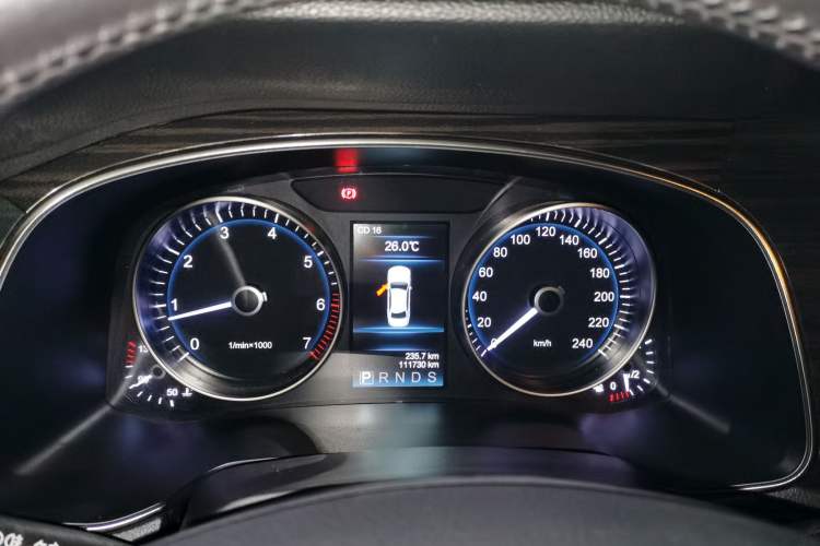Used Hongqi H7 2019 2.0T Flagship Edition Instrument Cluster