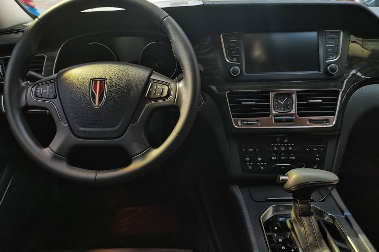 Used Hongqi H7 2019 2.0T Flagship Edition Interior 1