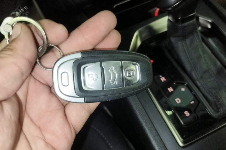 Used Hongqi H7 2019 1.8T Comfort Edition Interior 1