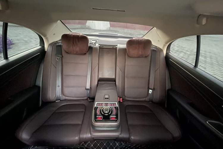 Used Hongqi H7 2019 2.0T Flagship Edition Interior 11