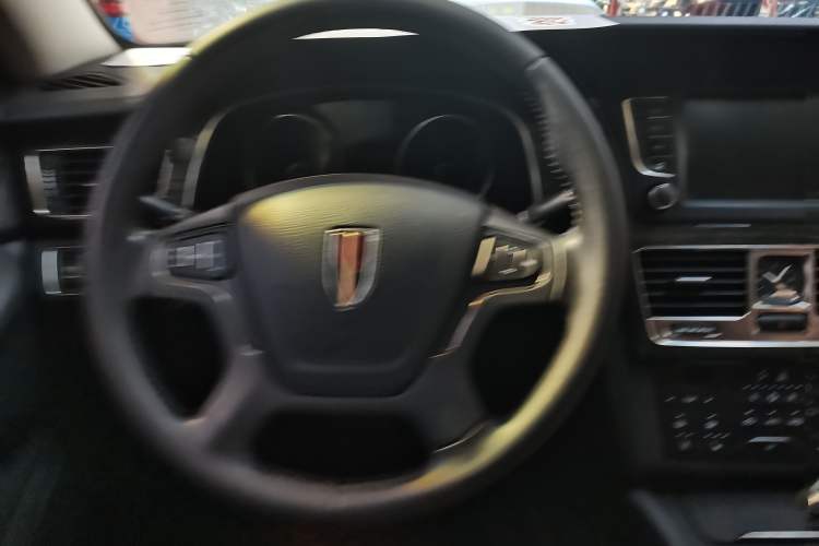 Used Hongqi H7 2019 2.0T Flagship Edition Interior 2