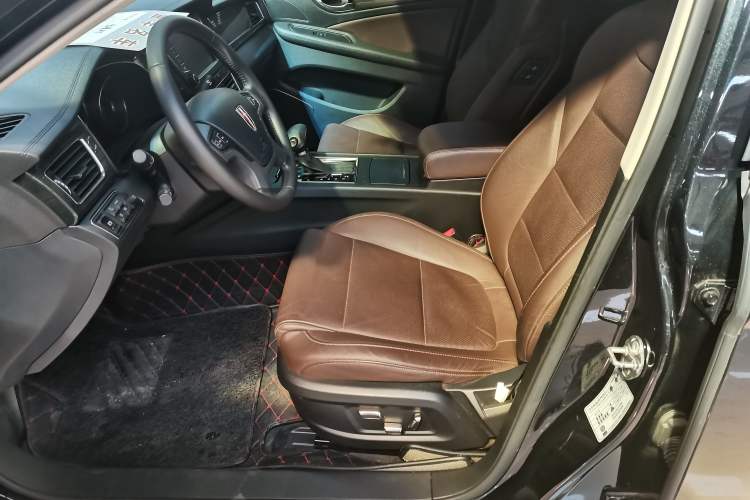 Used Hongqi H7 2019 2.0T Flagship Edition Interior 5
