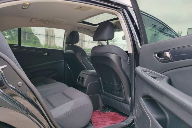 Used Hongqi H7 2019 1.8T Comfort Edition Interior 6