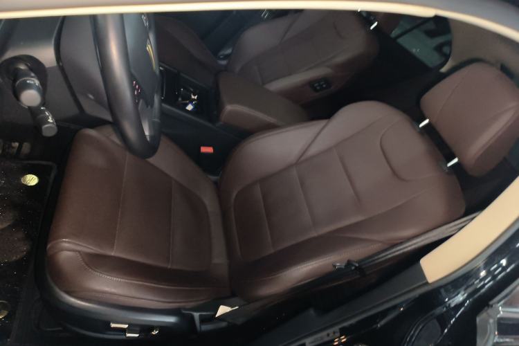 Used Hongqi H7 2019 2.0T Elite Edition Left Front Seat