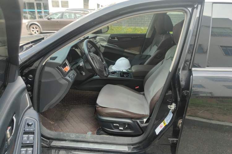 Used Hongqi H7  Left Front Seat